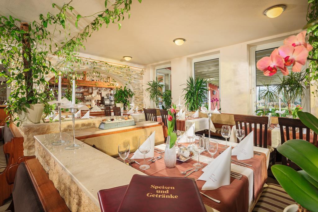 Hotel Gasthaus Zum Zecher Lindau  Ngoại thất bức ảnh