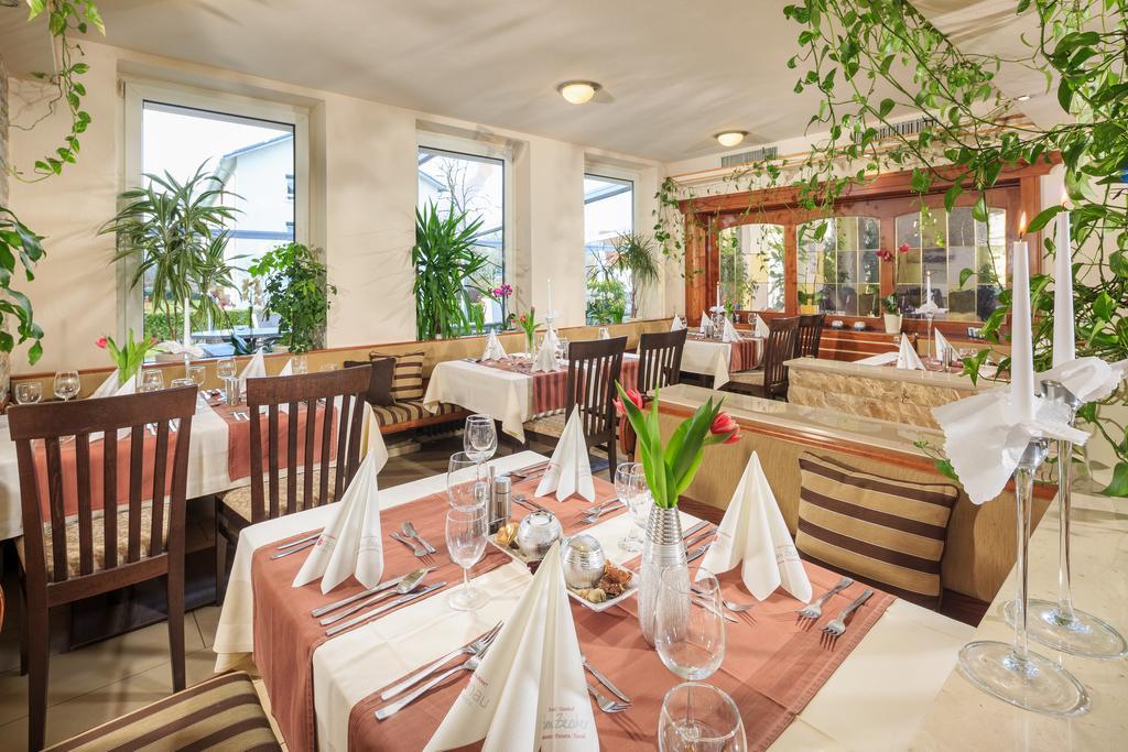 Hotel Gasthaus Zum Zecher Lindau  Ngoại thất bức ảnh