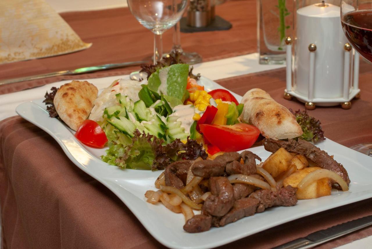 Hotel Gasthaus Zum Zecher Lindau  Ngoại thất bức ảnh